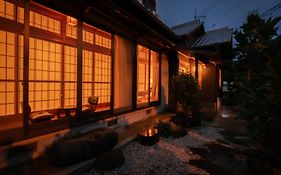 オリーブ農家の家 お泊り忠左衛門 吉野